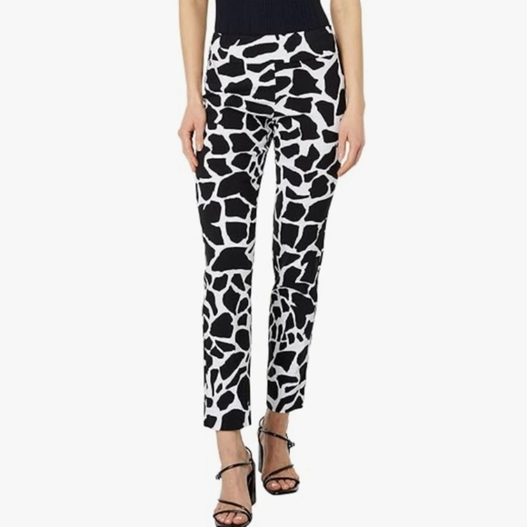 Tina Stephens black and white giraffe print pull-on pants - Picture 1 of 6